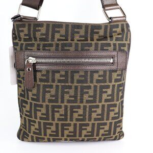 Fendi Vintage Front Zip Flat Messenger Bag Zucca Canvas Medium